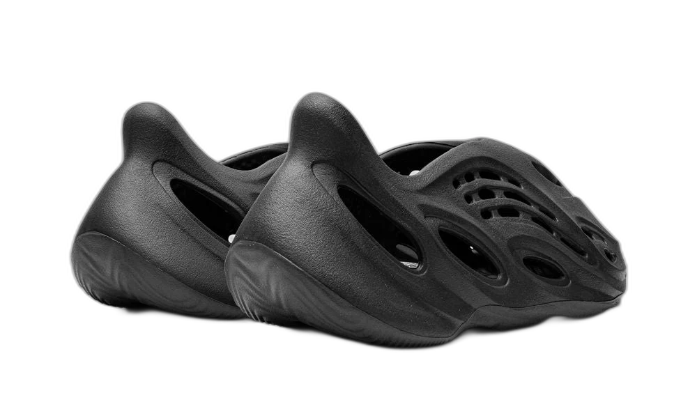 adidas Yeezy Foam RNR Onyx