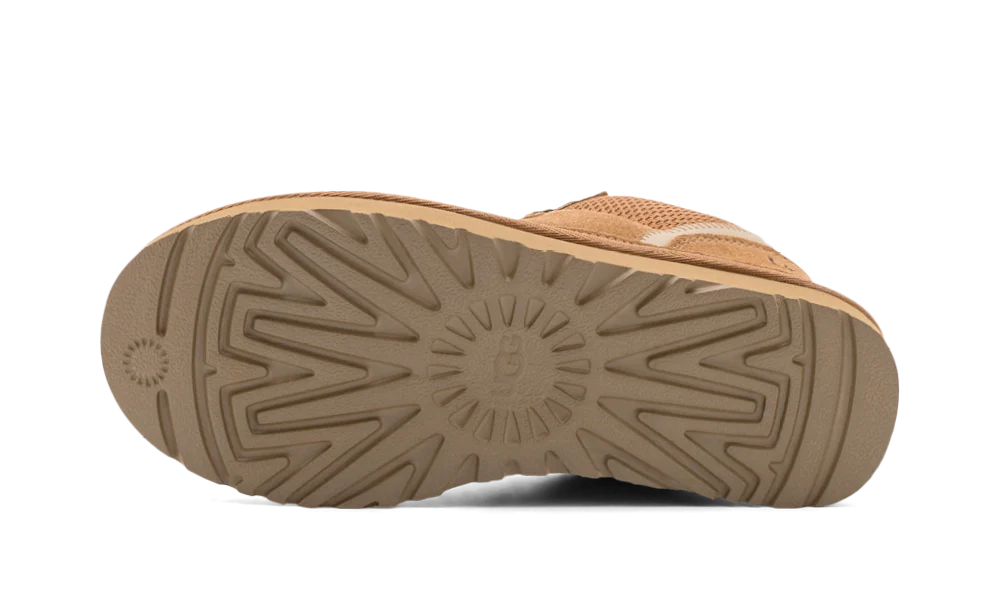 UGG Lowmel Chestnut