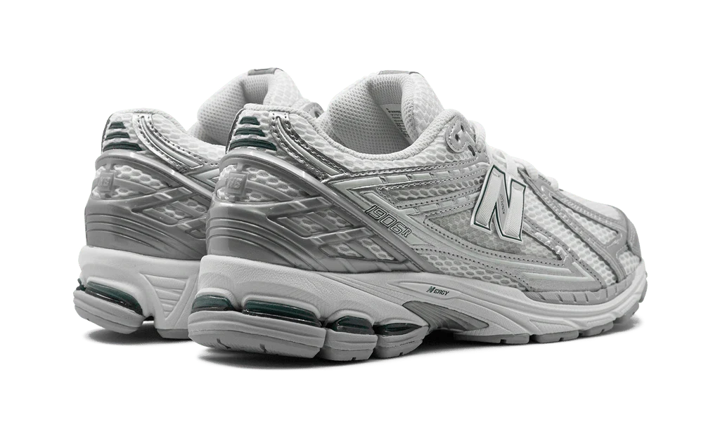 New Balance 1906R Silver Metallic Sea Salt
