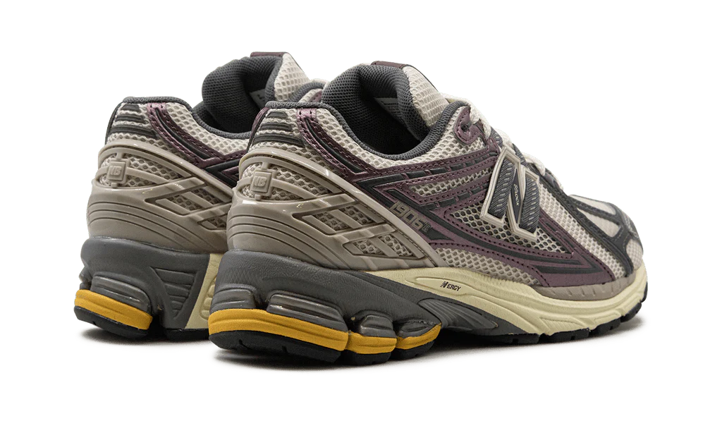 New Balance 1906R Licorice