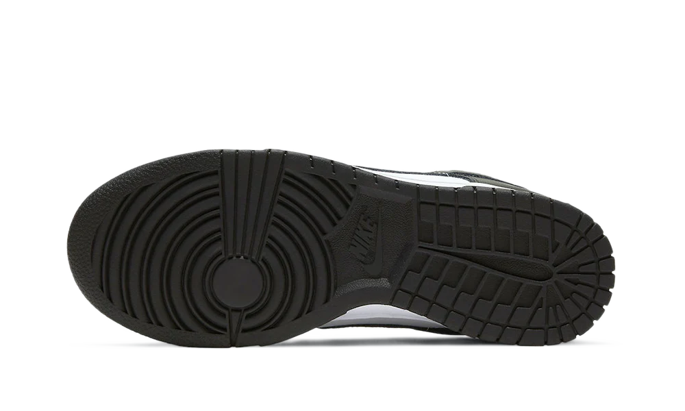 Nike Dunk Low Retro White Black Panda