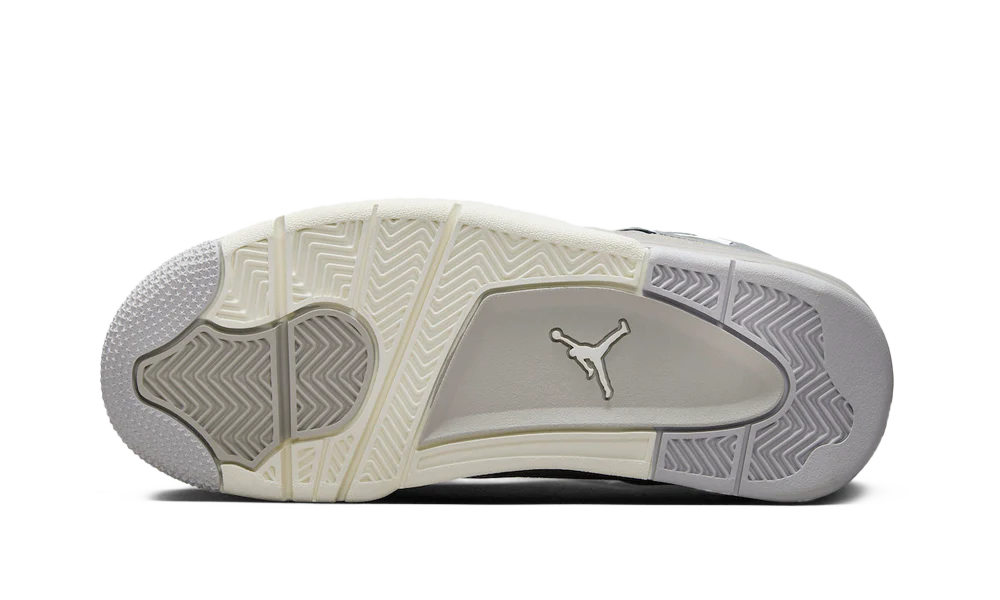 Jordan 4 Retro Frozen Moments