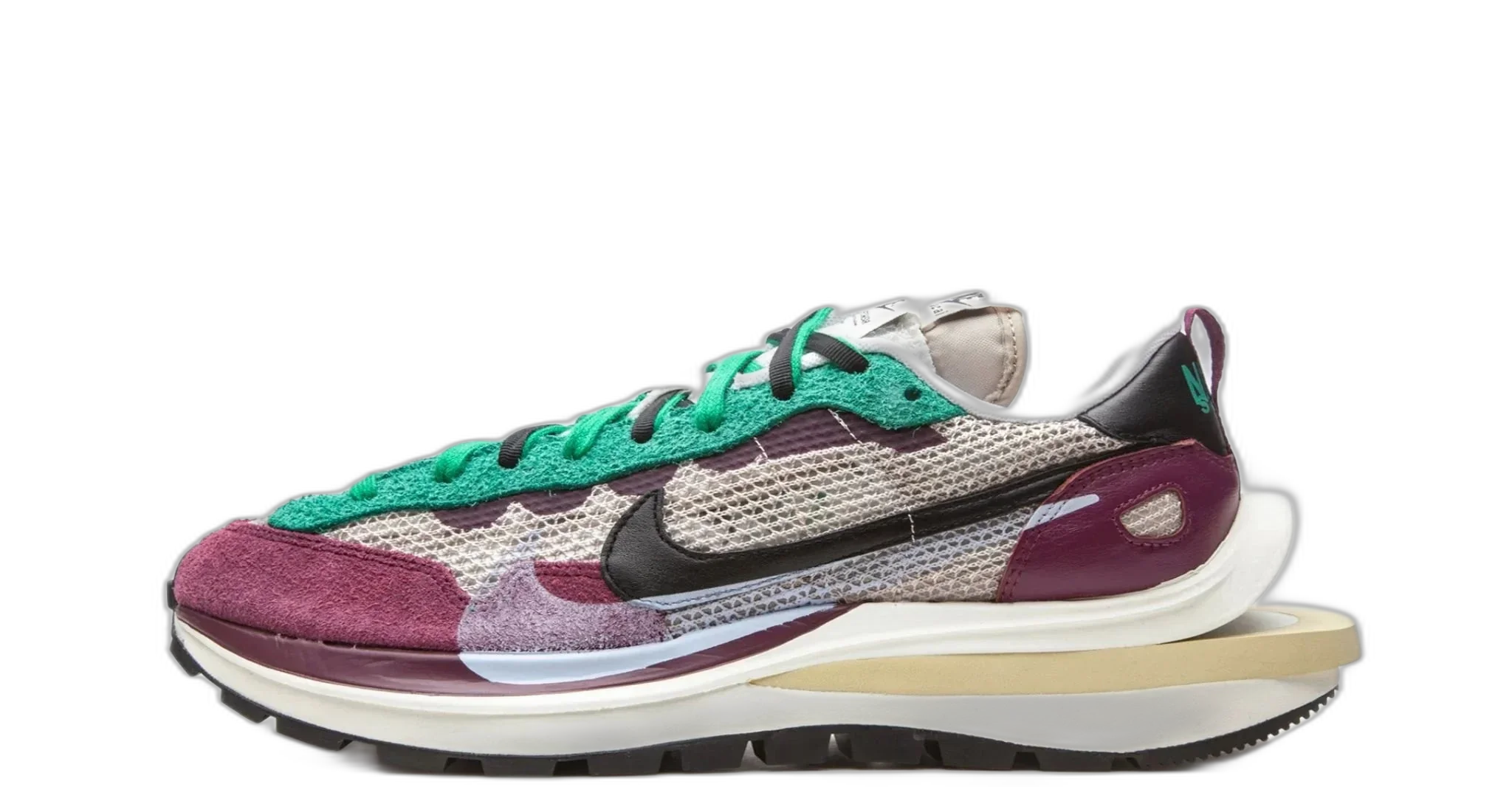 Nike Vaporwaffle sacai Villain Red Neptune Green